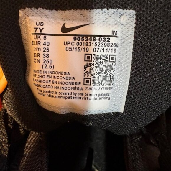 Nike Air Max 95 GS OG ‘Black Metallic Gold’ 905348-032 Youth Sz 7Y Women Sz 8.5 - Picture 11 of 11